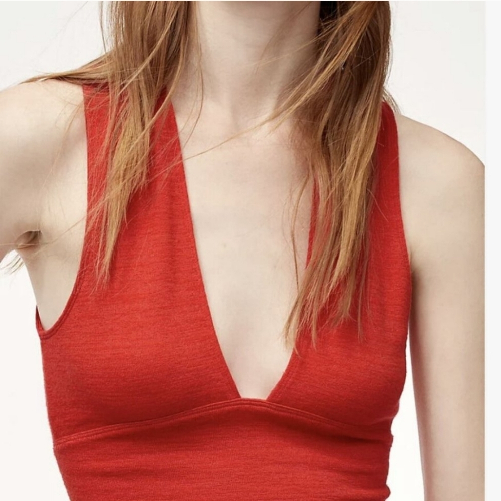 Wilfred Red Fitted Crop Tank Top